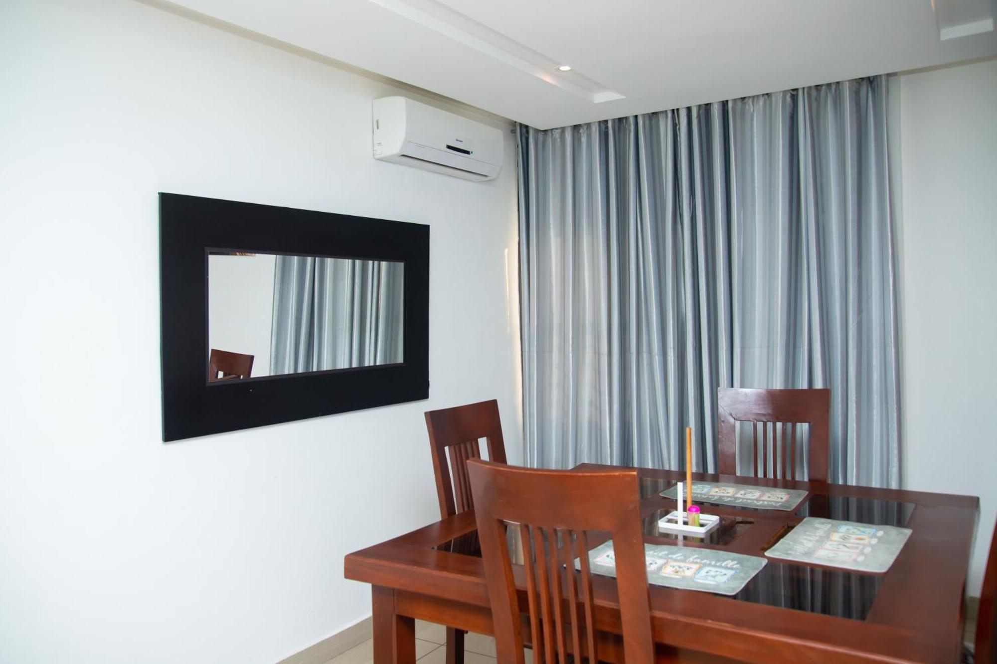 Apartmán Imolease Hubert Sainte Rita Cotonou Exteriér fotografie
