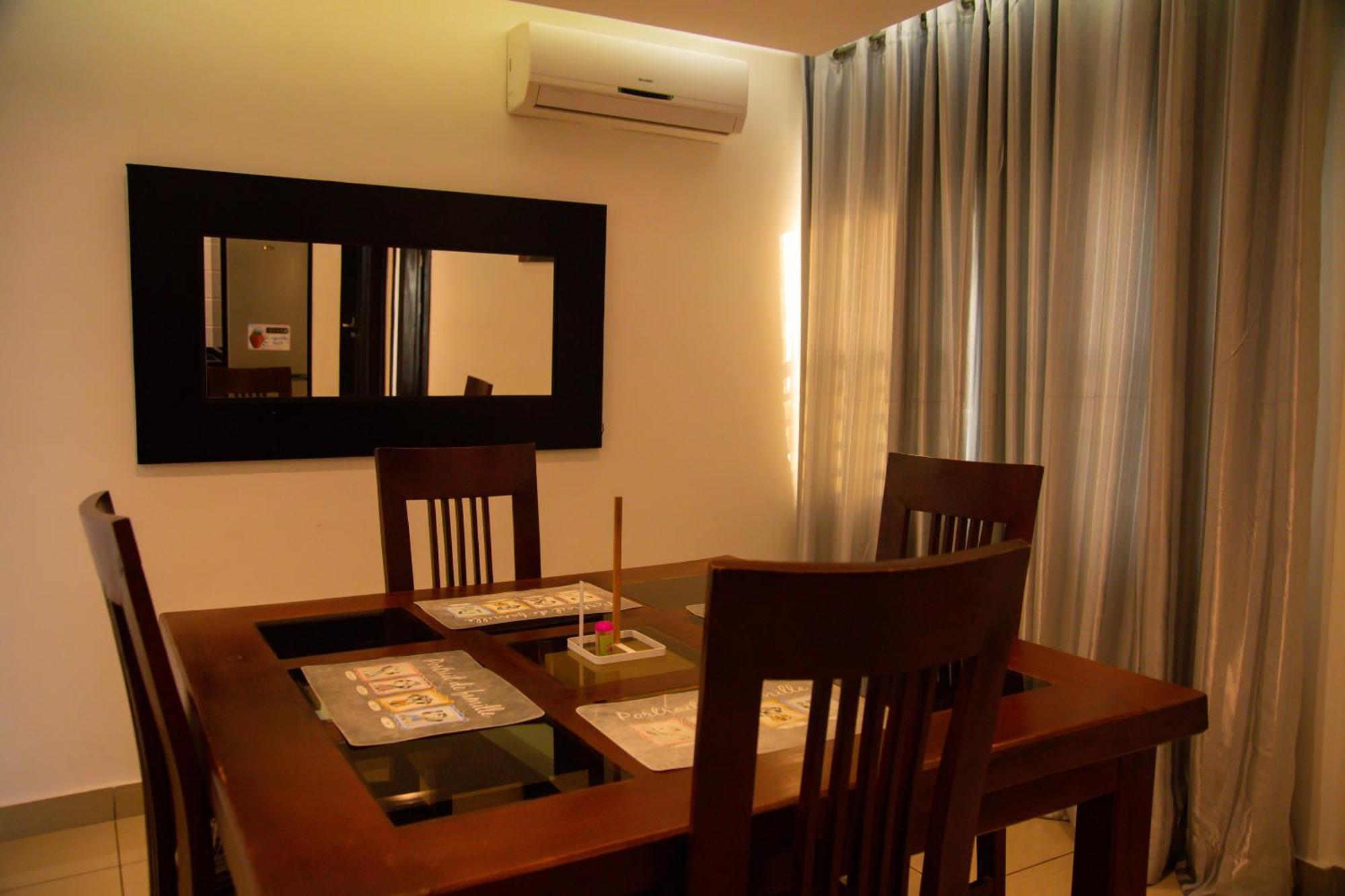 Apartmán Imolease Hubert Sainte Rita Cotonou Exteriér fotografie