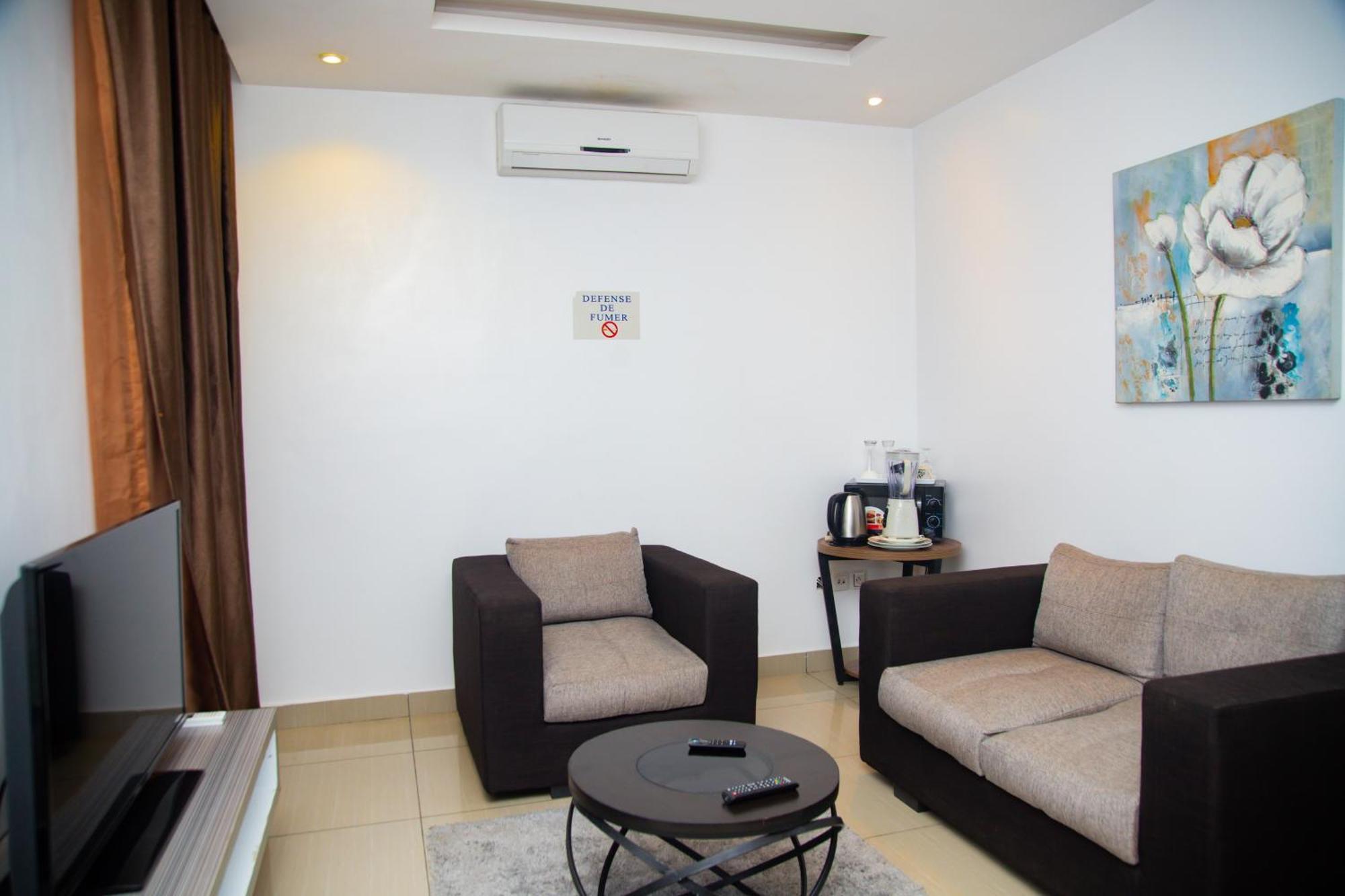 Apartmán Imolease Hubert Sainte Rita Cotonou Exteriér fotografie